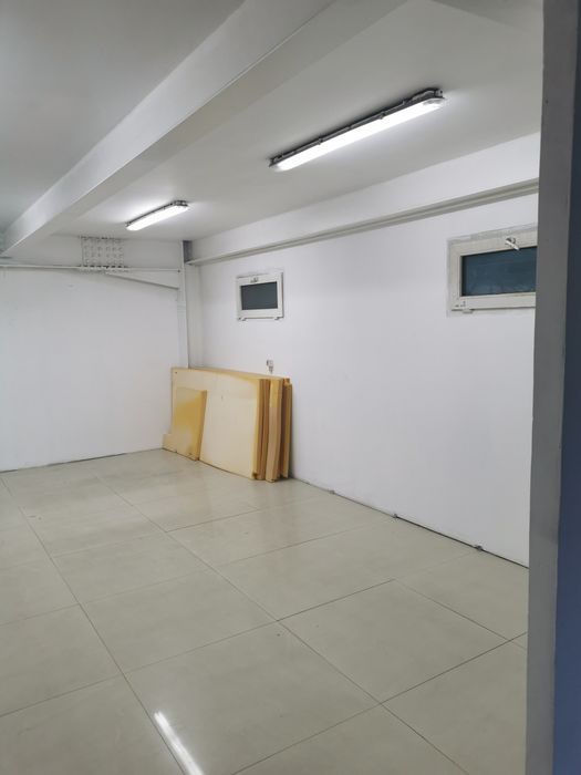 Spatiu comercial de închiriat lângă Dragonul Rosu