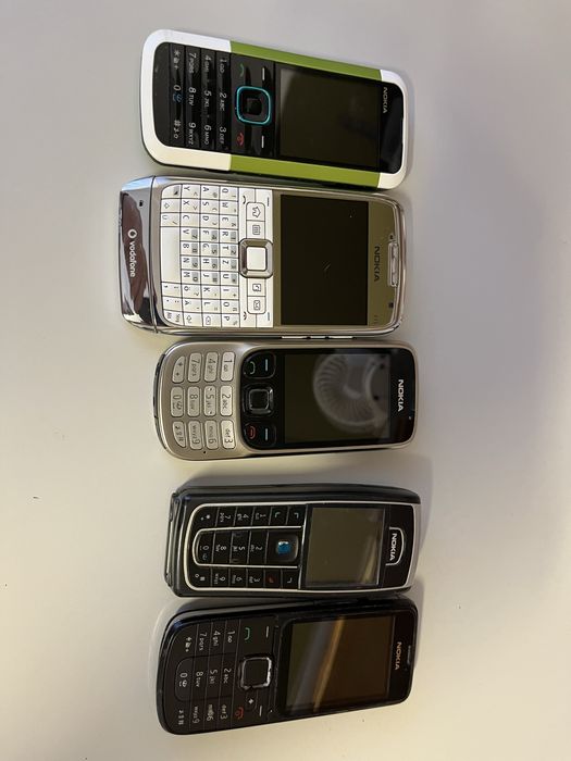 Telefoane de colectie in stare buna de functionare
