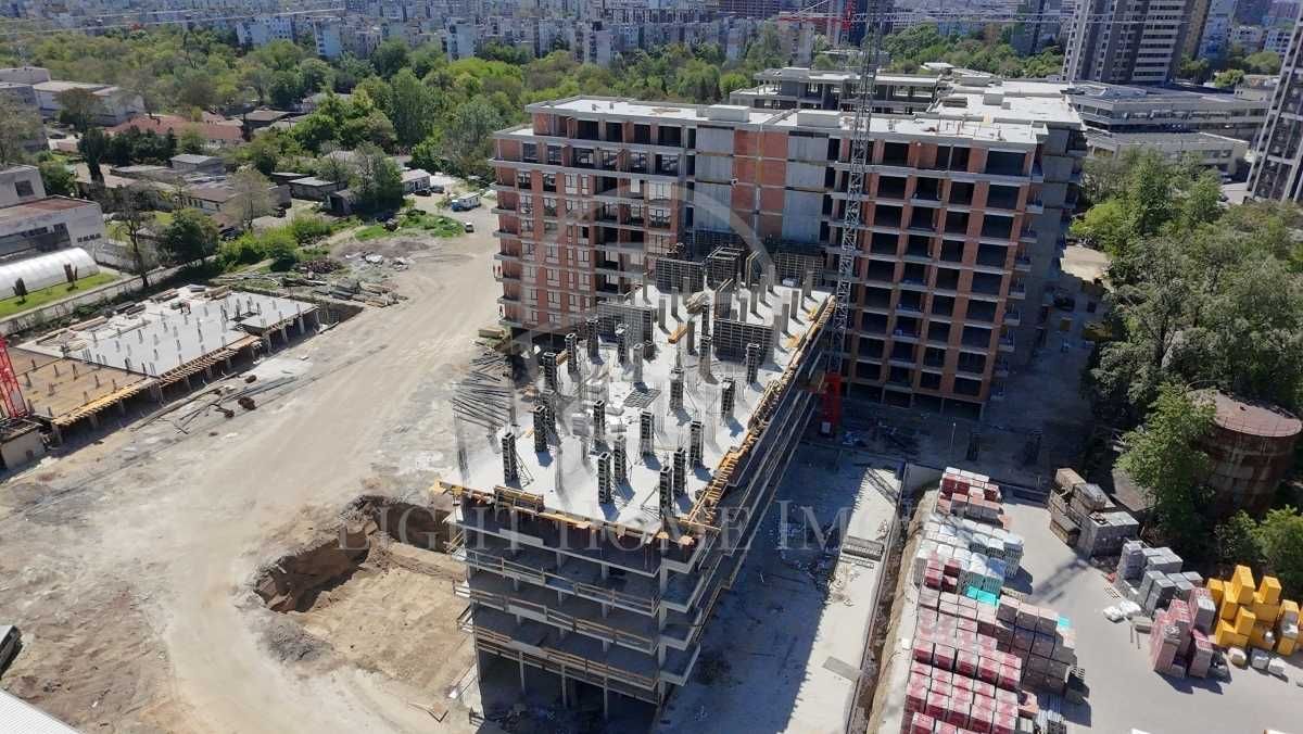 Реф. 2335 Тристаен в Строеж / Тракия SPS