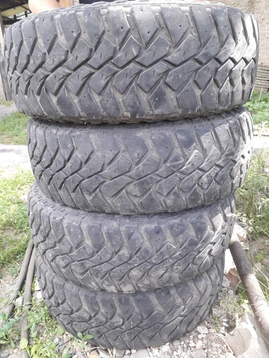 Шины 245/70-R16 maxxis m/t
