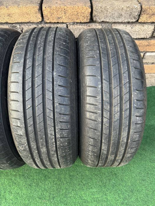 4 броя Летни гуми 205/55/16 цола BRIDGESTONE TURANZA T005 RFT