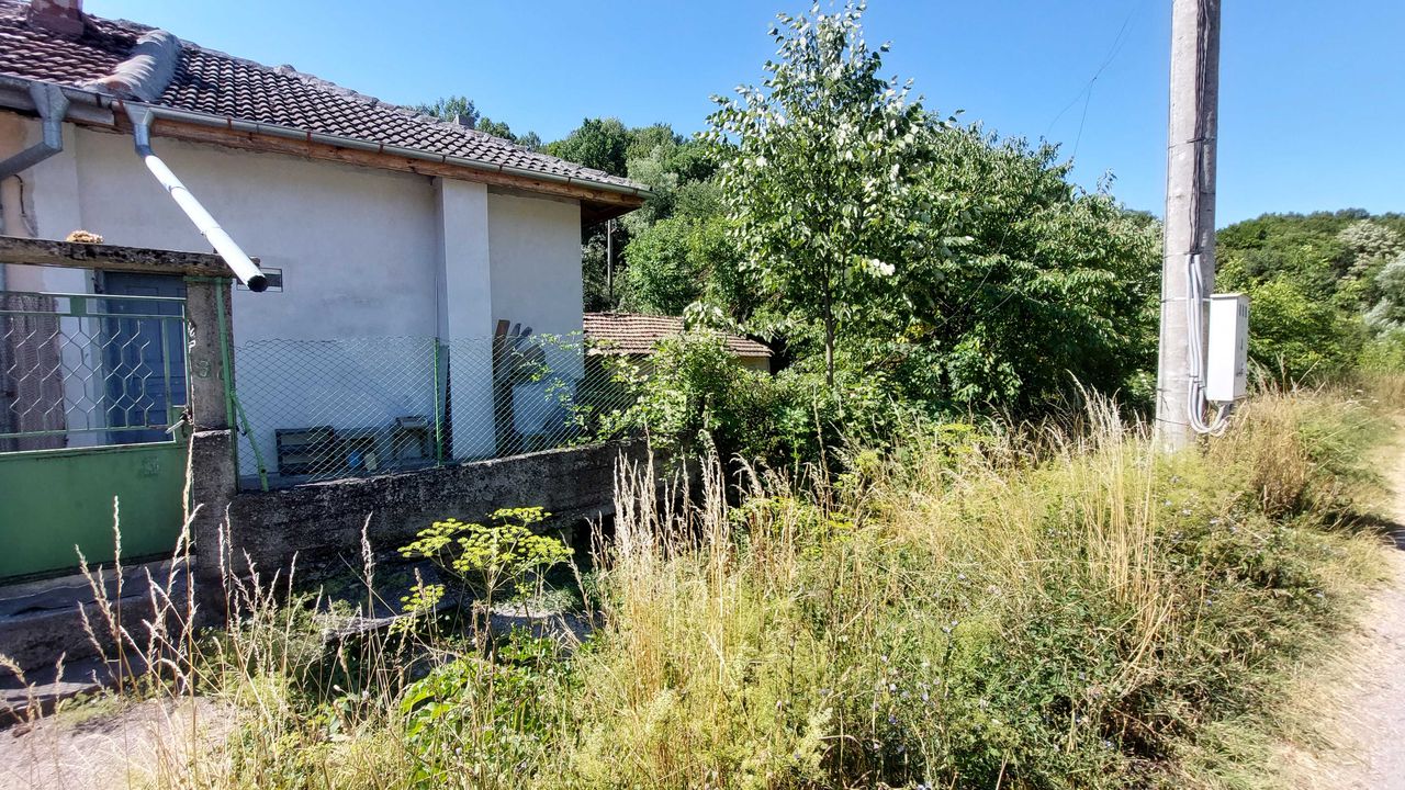 Продава се Парцел в Габрово, Бойката - 1964 кв.м за 31 €/кв.м - Снимка #1