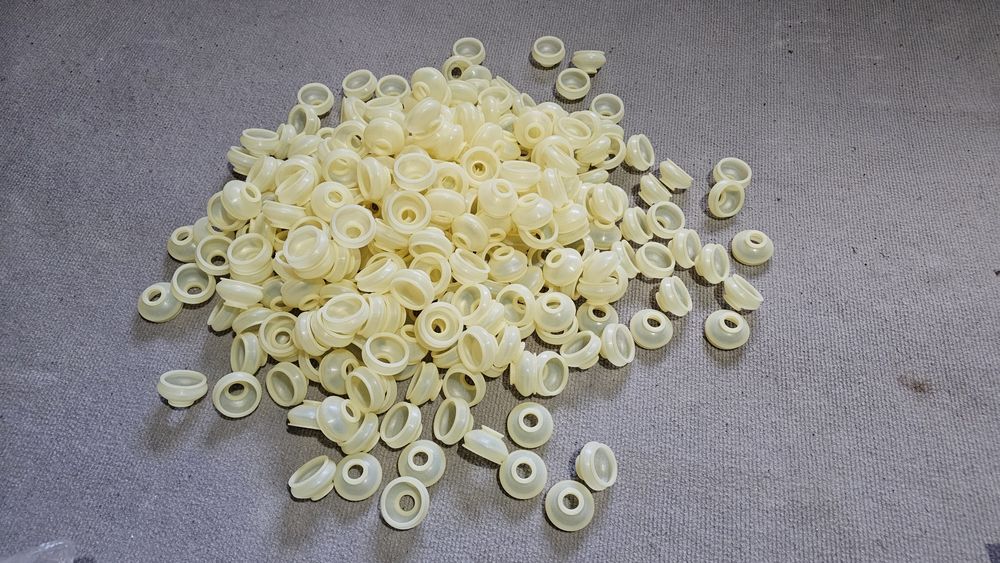 Полиуретанови маншони ф32 х ф14-297 броя