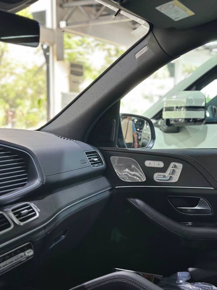 Mercedes Benz GLS 450 model 2025