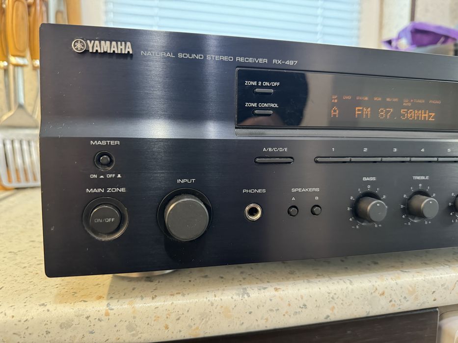 Yamaha RX-497 стерео