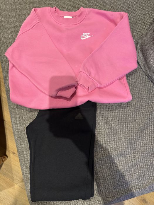 Детски спортен комплект Nike за момичета
