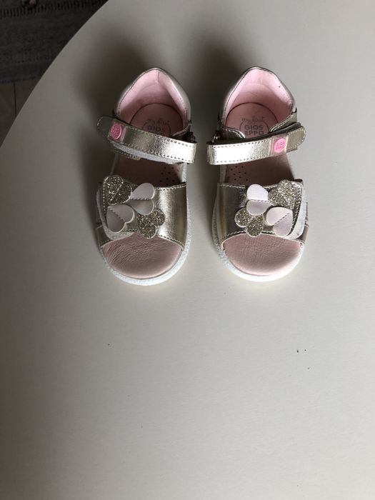 Детски сандали естествена кожа