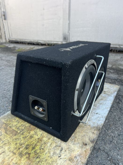 Сабвуфер Helix P8E