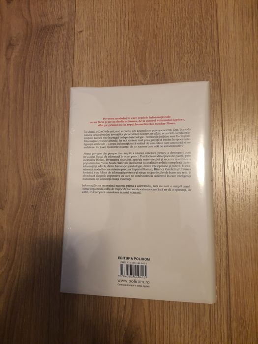 Vând carte sigilată,,Nexus scurtă istorie a rețelelor informaționale""