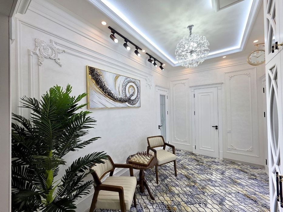 4 комнатная квартира в Новостройке Геофизика