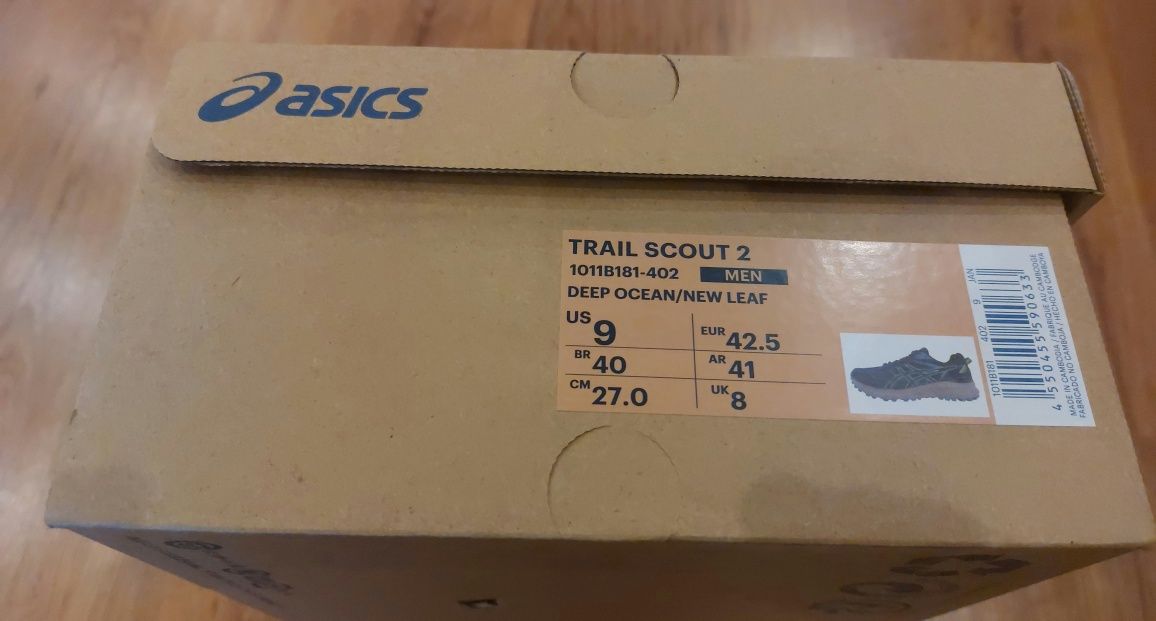 Продавм мъжки маратонки Asics Trail Scout 2