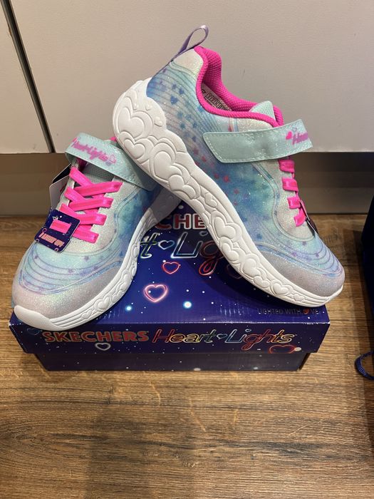 Детски маратонки Skechers ETERNAL HEART LIGHTS 35 номер
