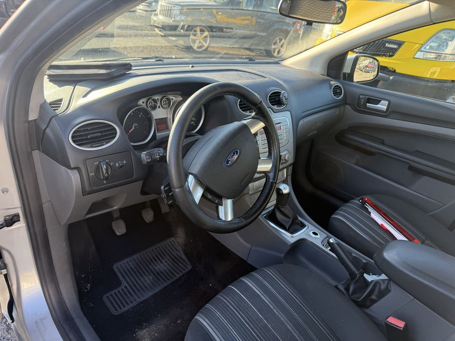 bara spate ford focus 2 hatchback facelift dezmembrari ford