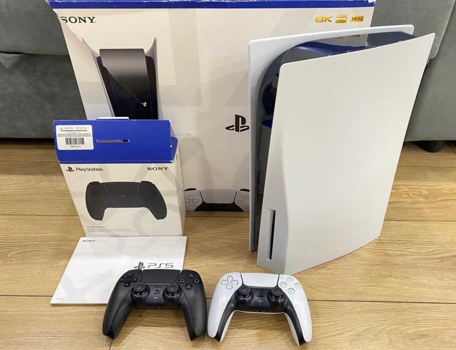 PS5 2 Геймпада Около 50 Игр Fifa 25 Ufc и другие