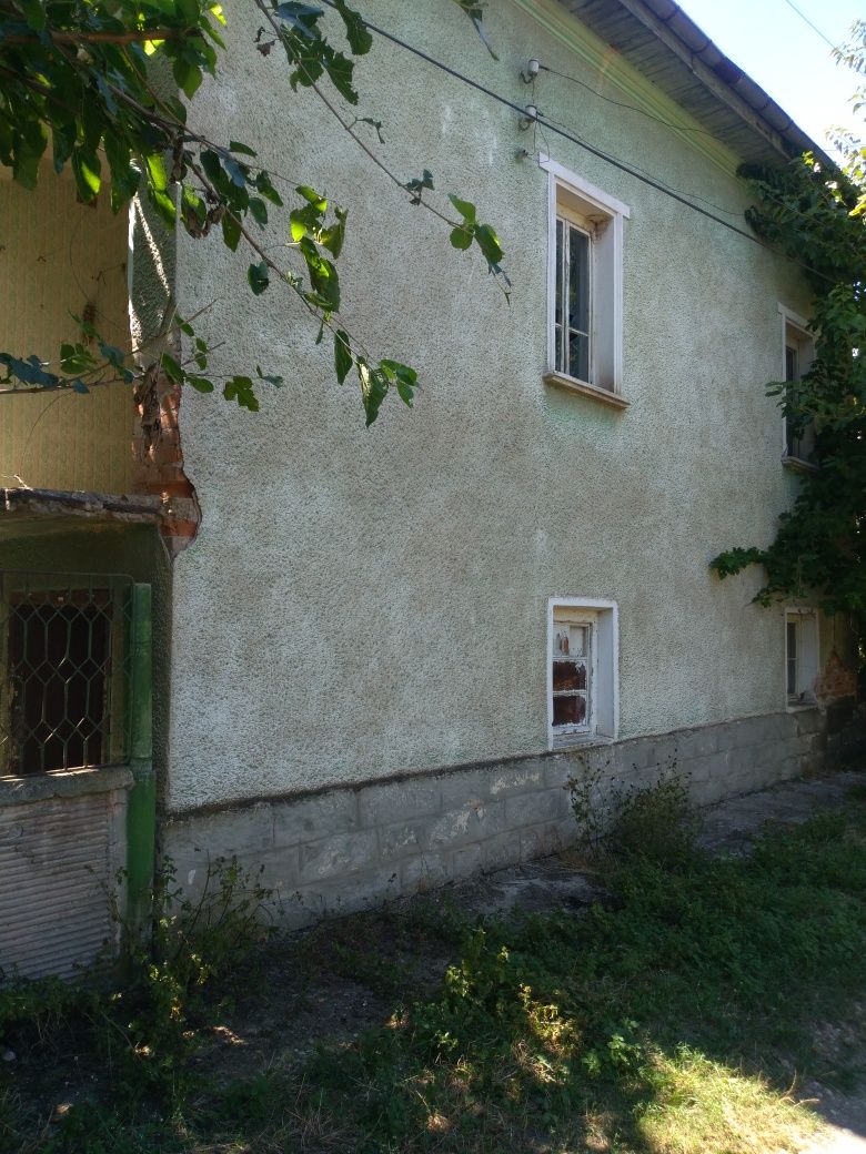 къща в с.Ракево област Враца