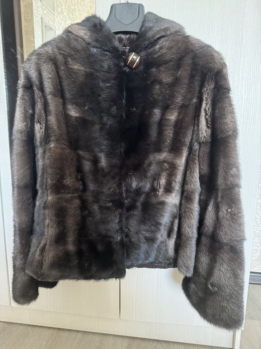 Продам норковую шубу