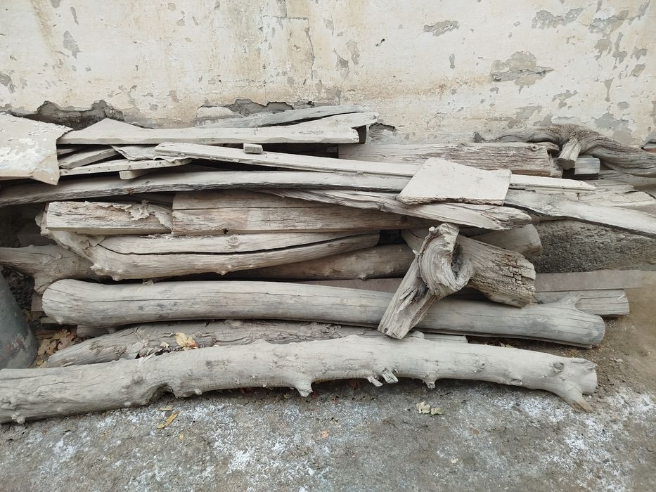 Тахта сотилади нархи 500.000 яна кулишамиз