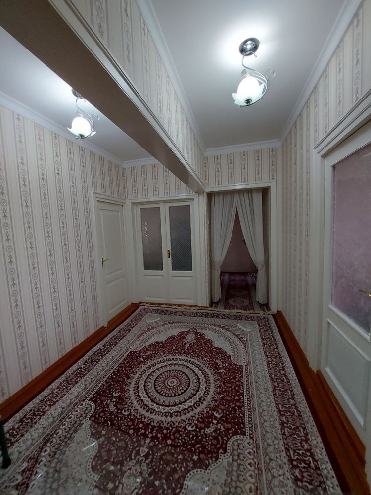 Bankvskiy dom sotiladi profesorskiyda 144 kv
