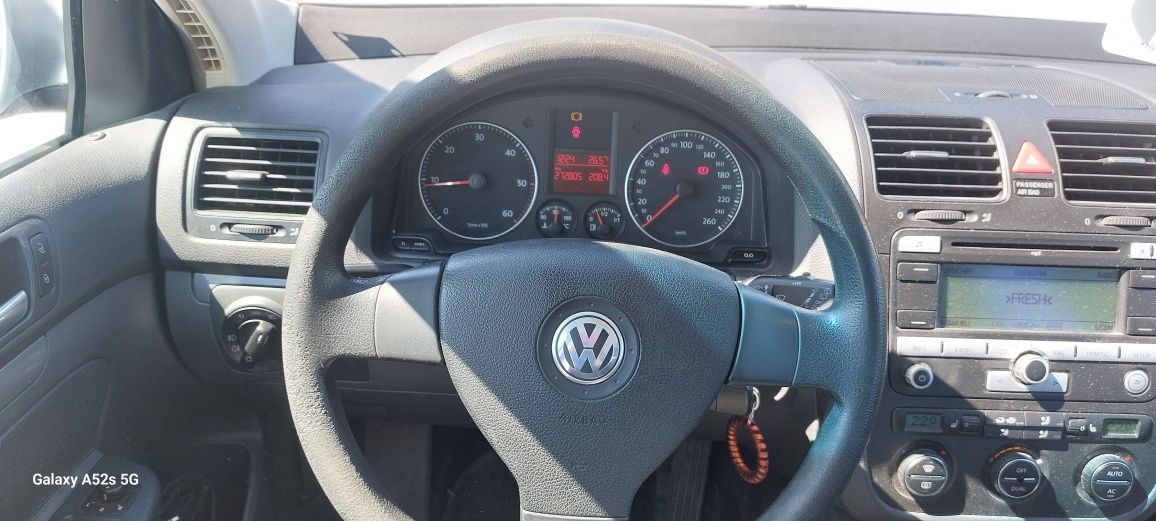 Golf 5 Variant 2008год. 1.9 105