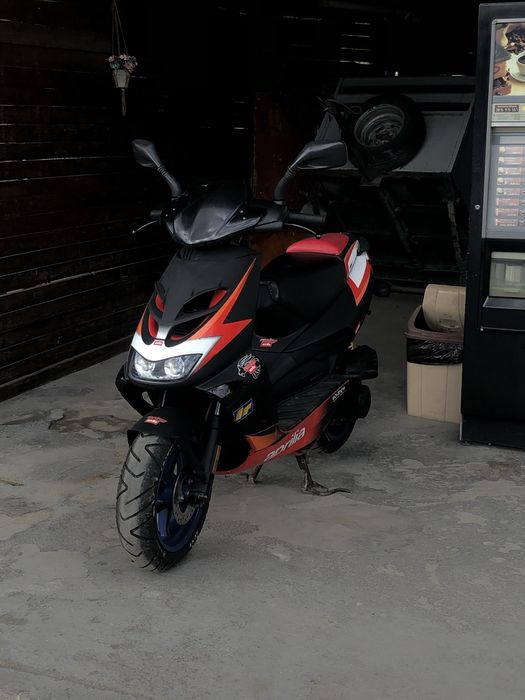 Продавам Априлия ср 50