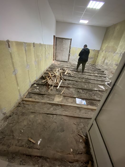 Транспорт , товаро-разтоварна дейност, хамалски услуги и други !