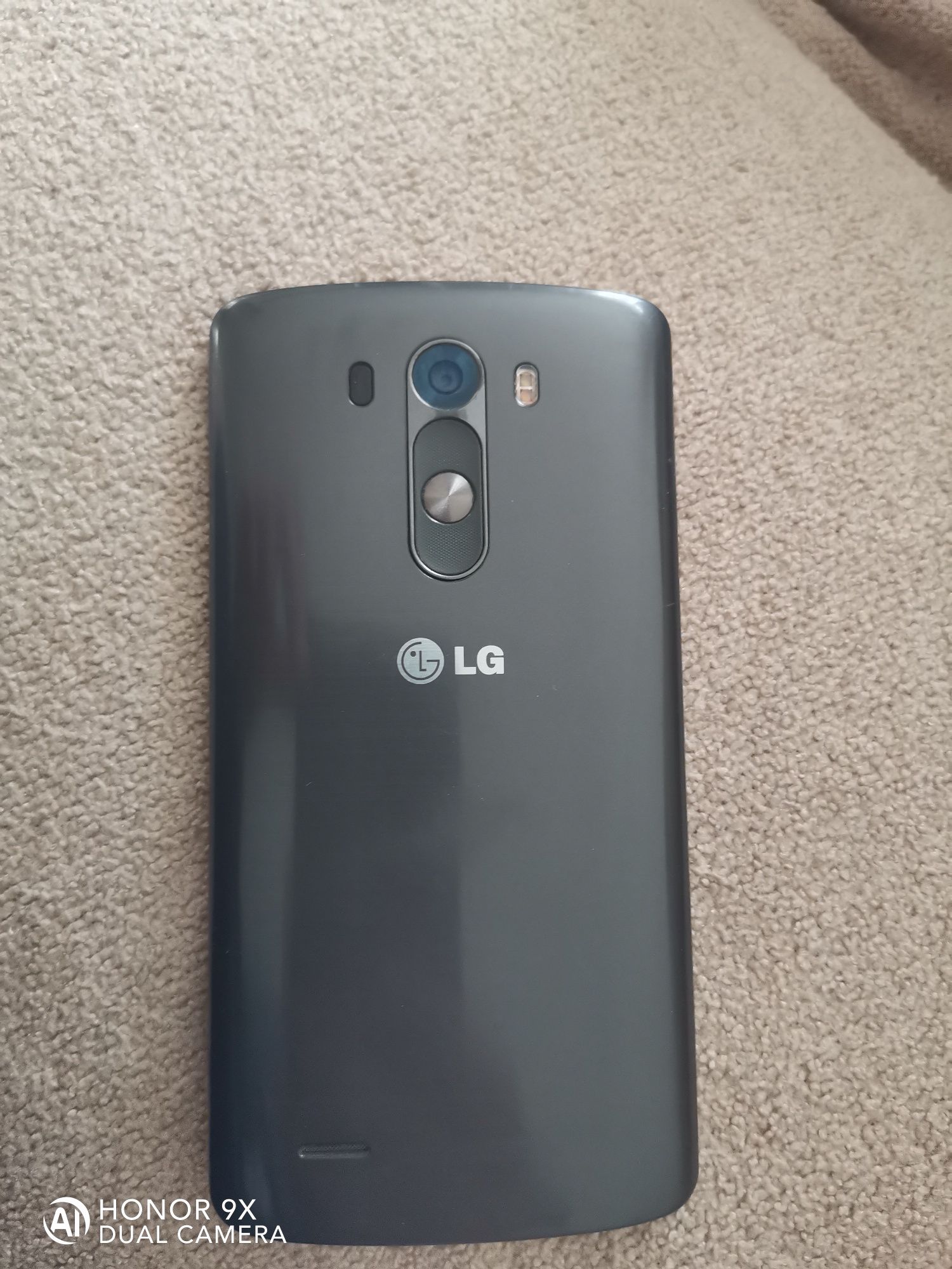 Продам смартфон Lg G3