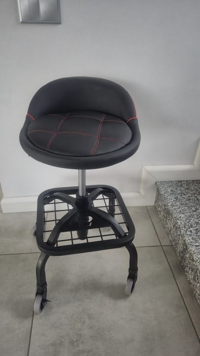 Scaun mobil cu roți Powerbuilt 150 kg, suport unelte