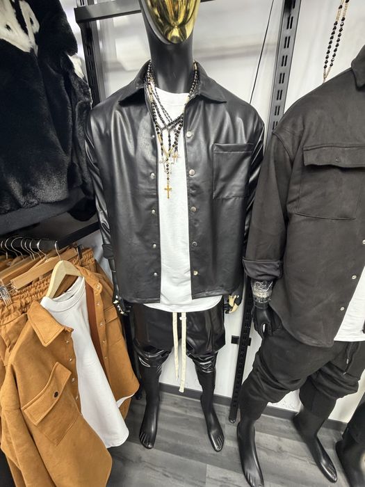 Compleuri Piele! Camasa si Pantalon cu sireturi lungi!