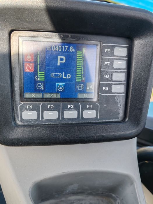 Escavator Komatsu pc30 an 2018 cu 4017 ore 3 cupe