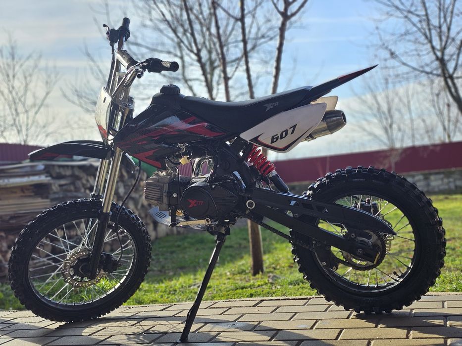 Vând/Schimb motocicletă Cross/Enduro pentru copii/adolescenţi XTR 607