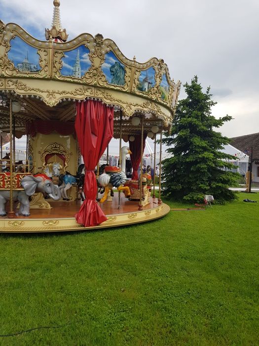 Carusel evenimente de inchiriat / jucarii - petreceri/nunti/botezuri