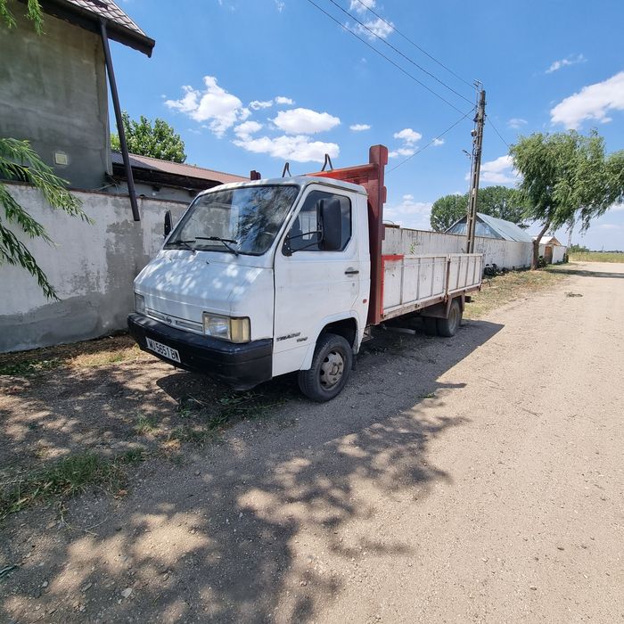 Motor Nissan trade 100 turbo 3000