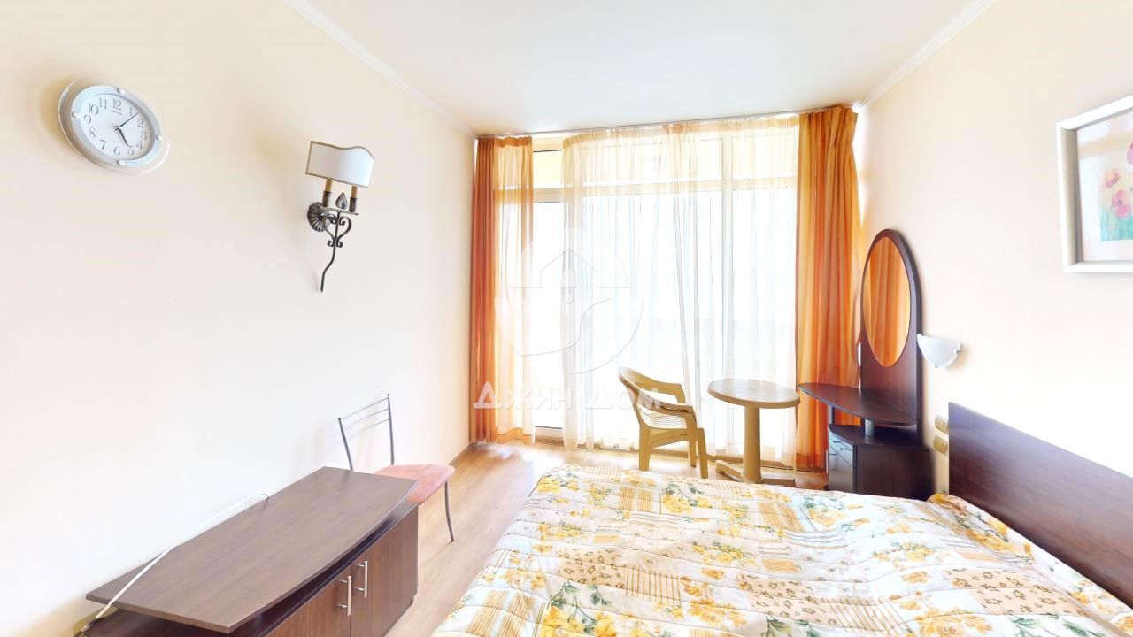 Продава се Едностаен апартамент в к.к. Елените - 35 кв.м за 1972 €/кв.м - Снимка #2
