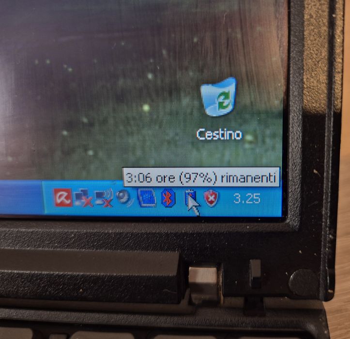 Pentru colectionari IBM X40 wind xp Intel Pentium baterie ok