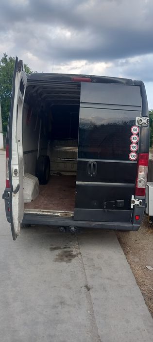 Transport marfă cu dubă 3,5 t