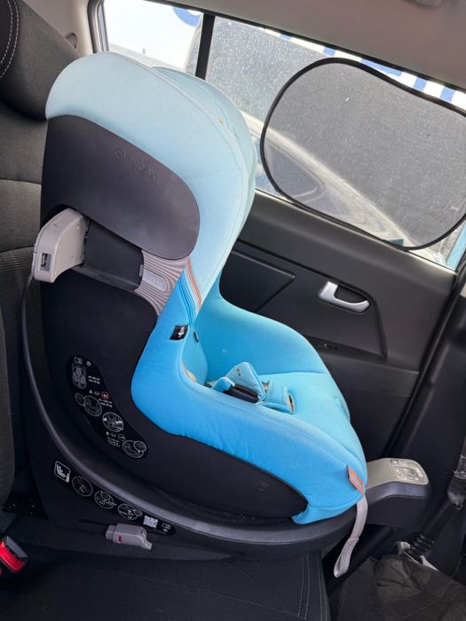 Scaun auto CYBEX SIRONA SX2 I SIZE 360 rotatie cu baza  isofix
