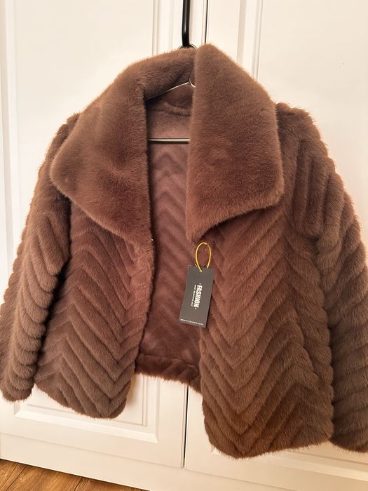 Шуба из искусственного меха