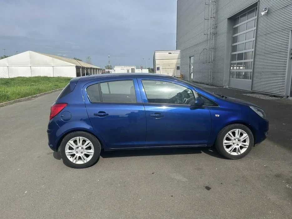 Opel Corsa D 1.4 Benzina