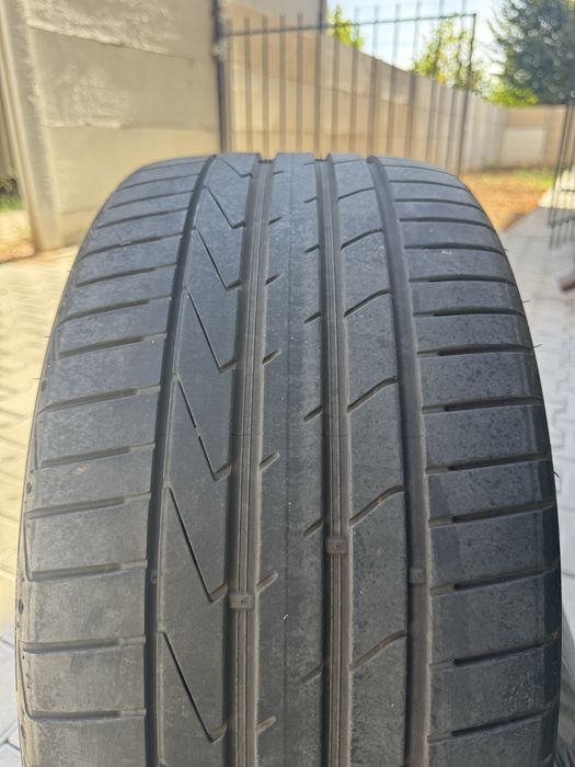 245/35/19 Hankook Ventus S1 Evo2 VARA