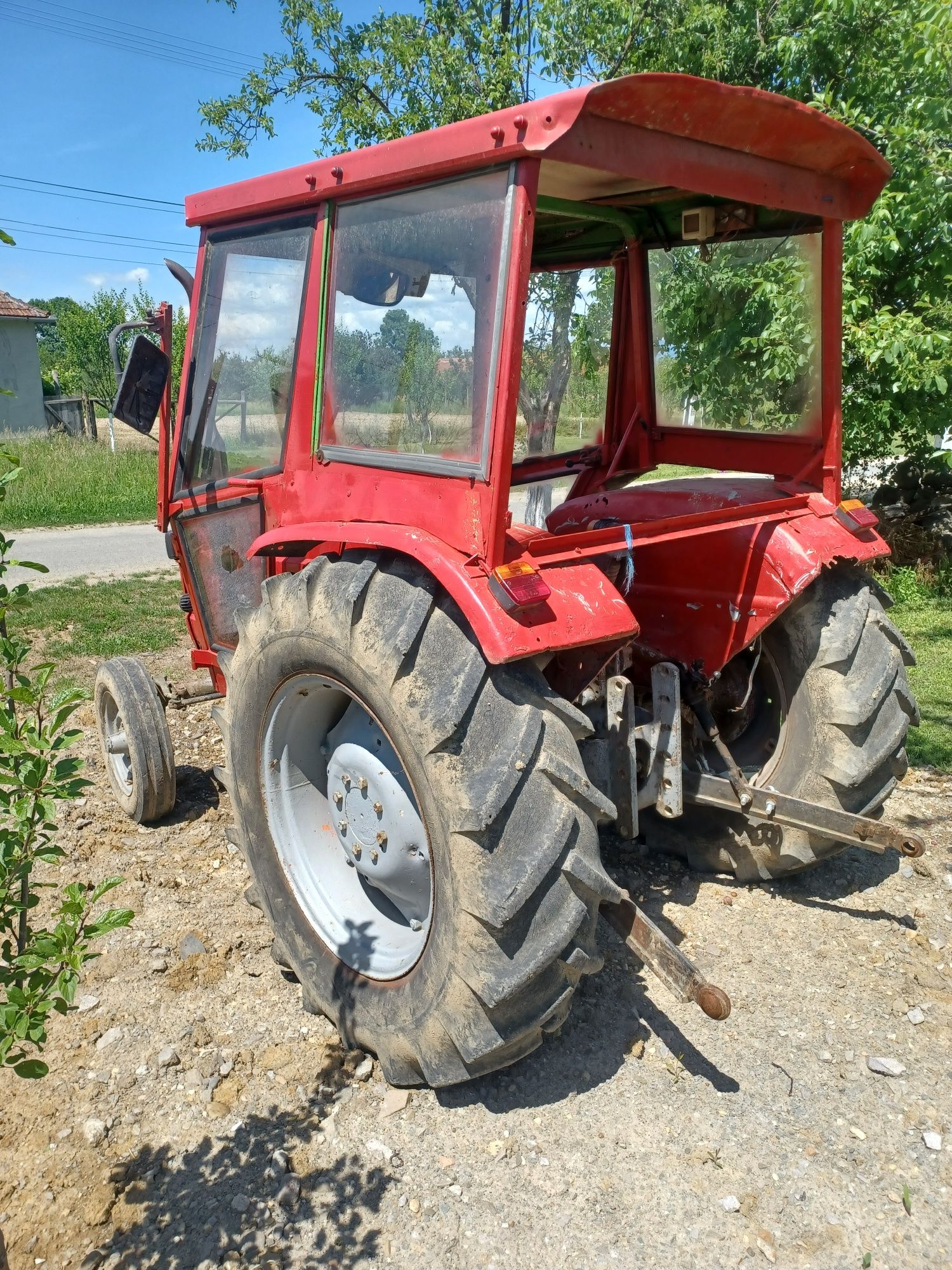 Tractor fiat 445