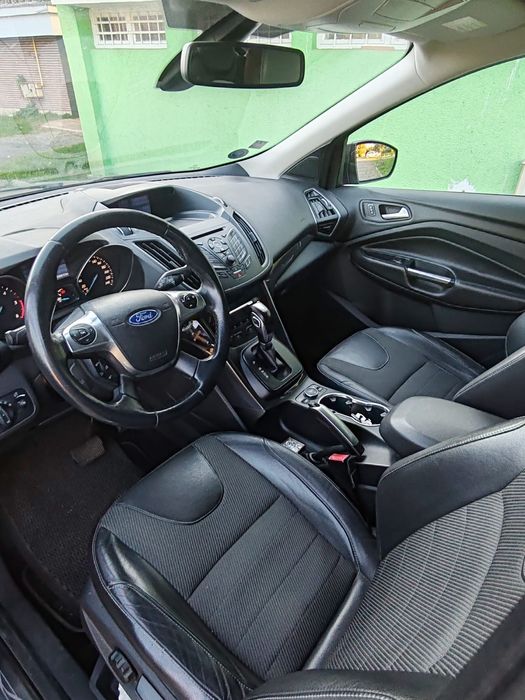 Vând Ford Kuga 4×4 ,2000 Diesel , Automată ,163 cp