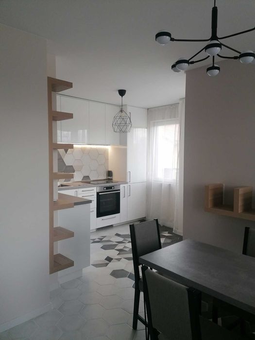 Дава се под наем Тристаен апартамент в София, Бенковски - 90 кв.м за 700 € - Снимка #5