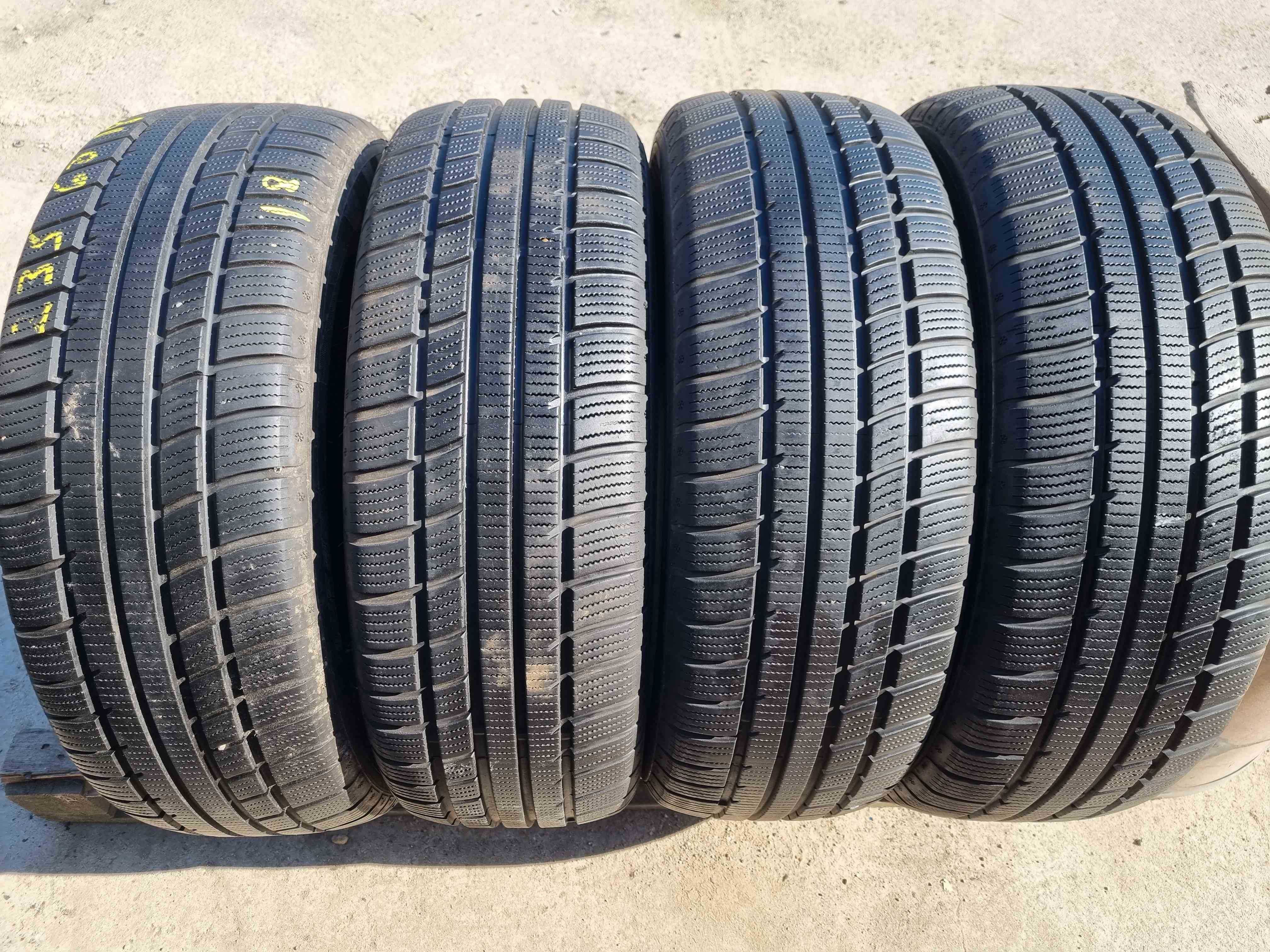 SET 4 Anvelope Iarna 235/60 R18 TOMKET Snowroad SUV 3 107V