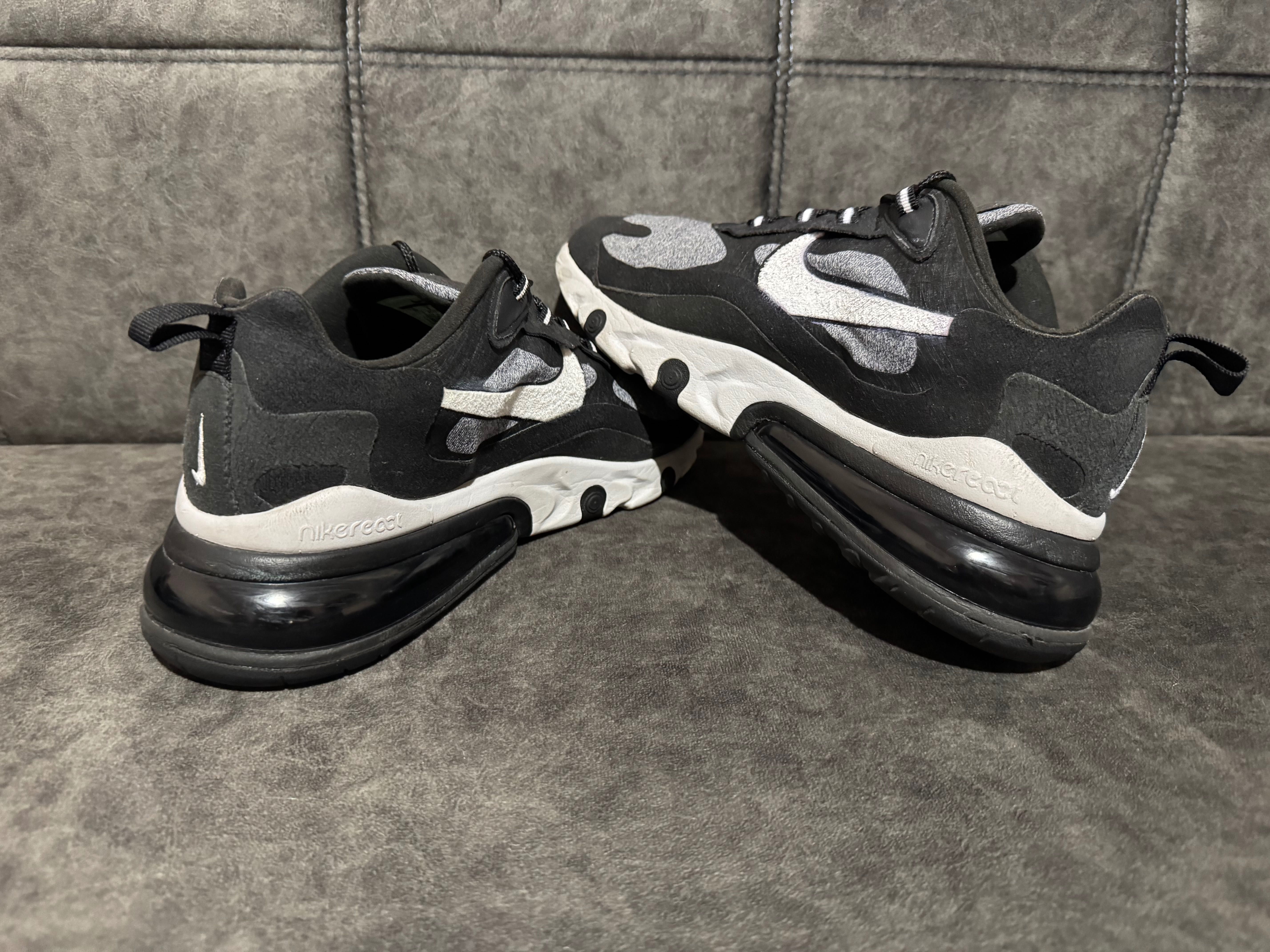 Nike Air Max 270 React.