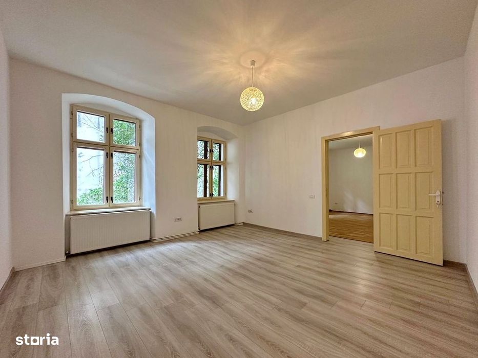 Apartament cu 2 camere in centrul istoric al Brasovului