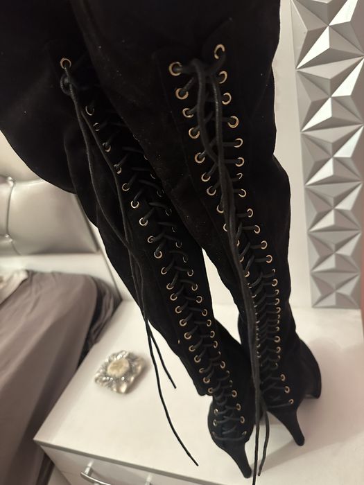 Дамски ботуши с ток