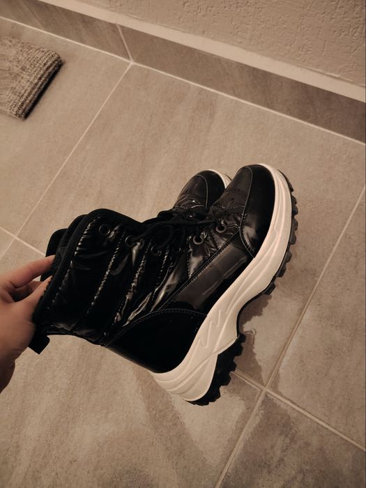 Зимни боти с пух