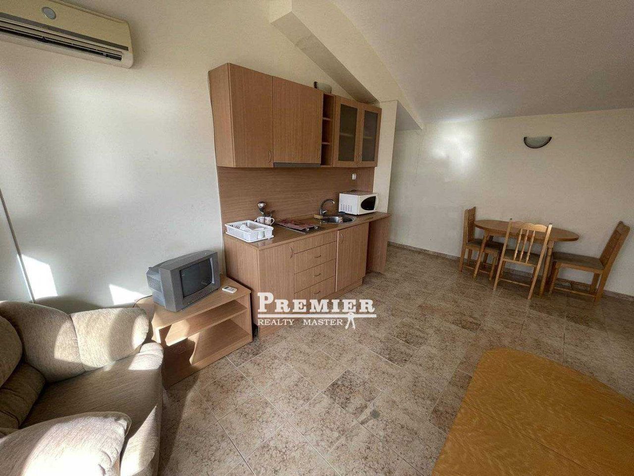Продава се Двустаен апартамент в с. Равда, Област Бургас - 83 кв.м за 820 €/кв.м - Снимка #5