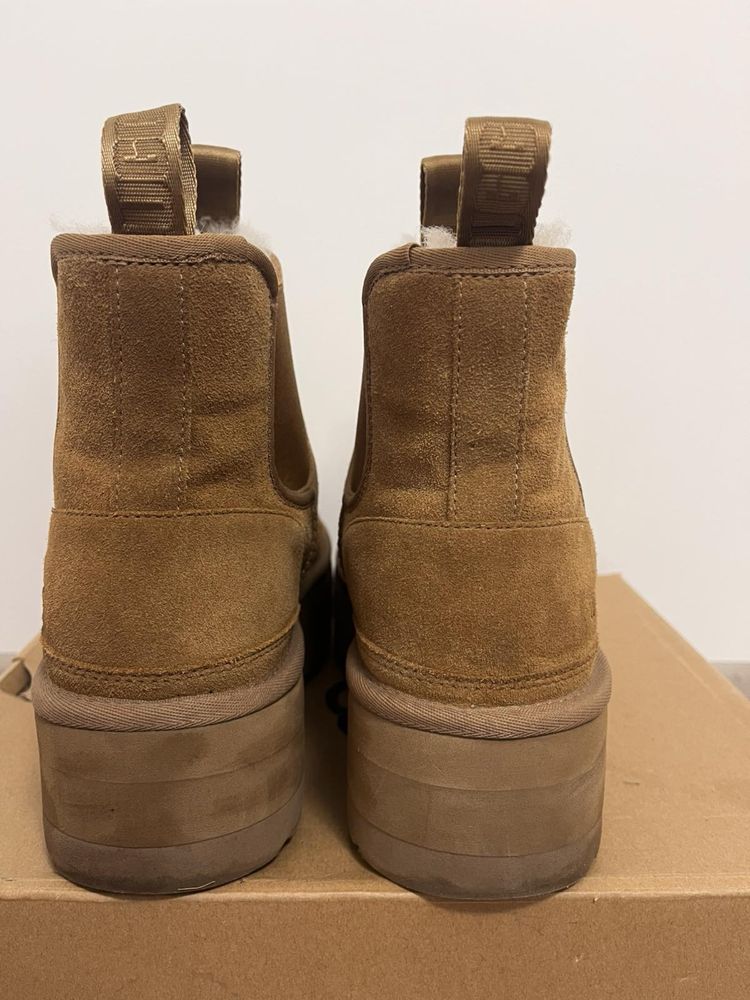 UGG  Neumel Platform Chelsea Boots