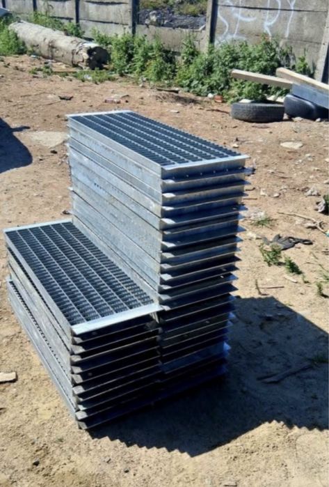 Trepte zincate gretare zincate